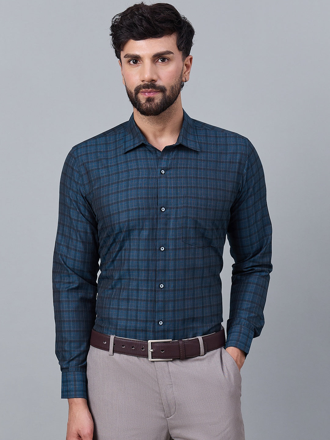 Men Navy Blue &amp; Black Micro-Checked Cotton Shirt