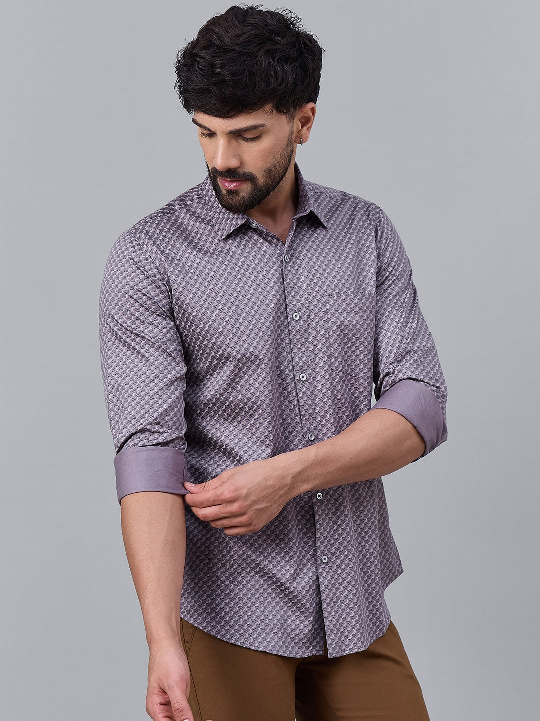Men Elegant Mauve Geometric Satin Shirt