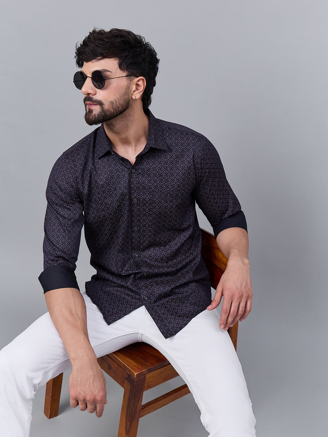Men Charcoal Black and Mauve Geometric Print shirt