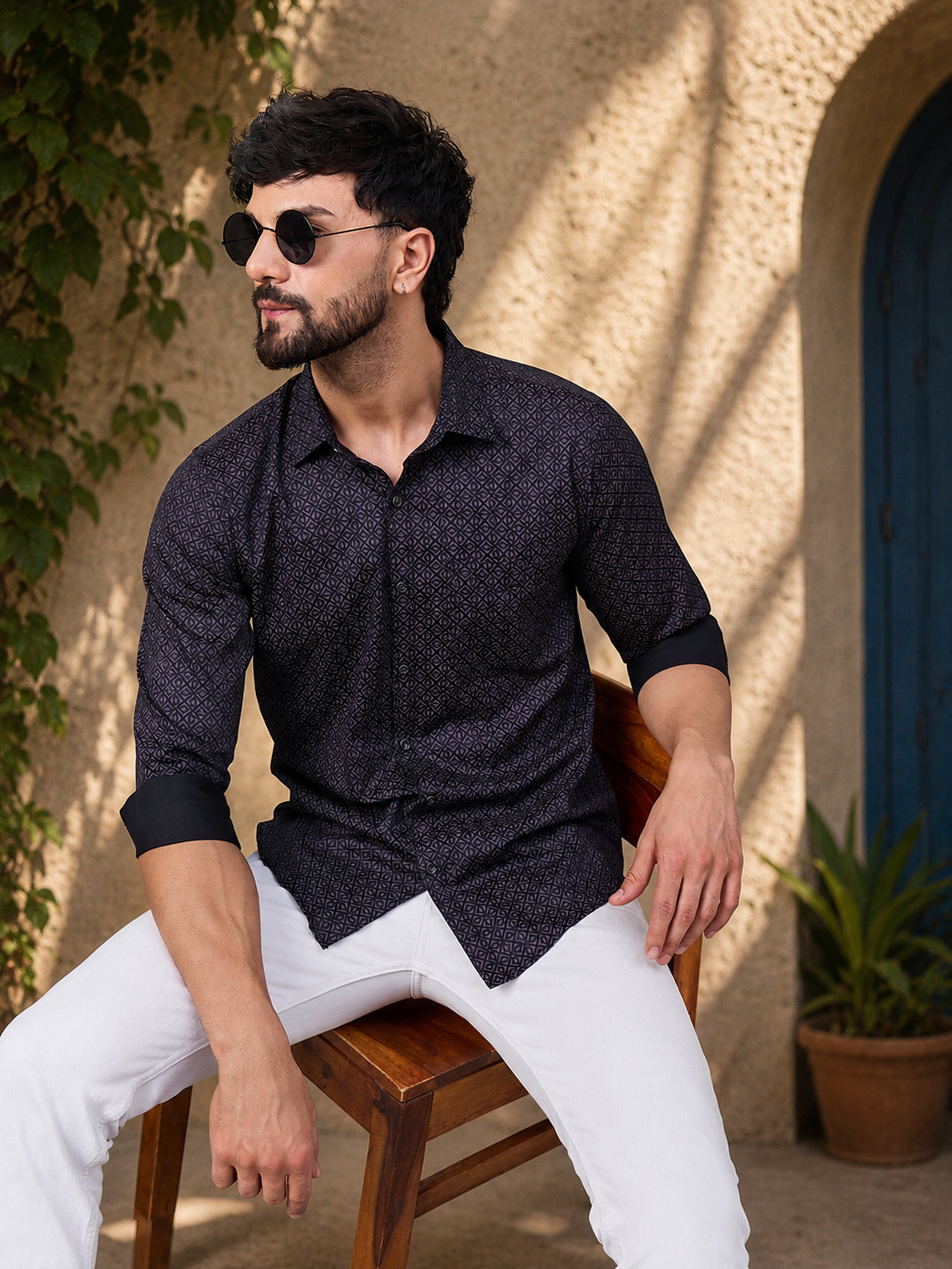 Men Charcoal Black and Mauve Geometric Print shirt