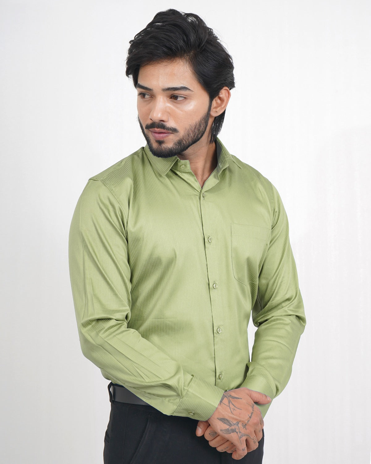Men&#39;s Fresh Green Slim Fit Striped Shirt
