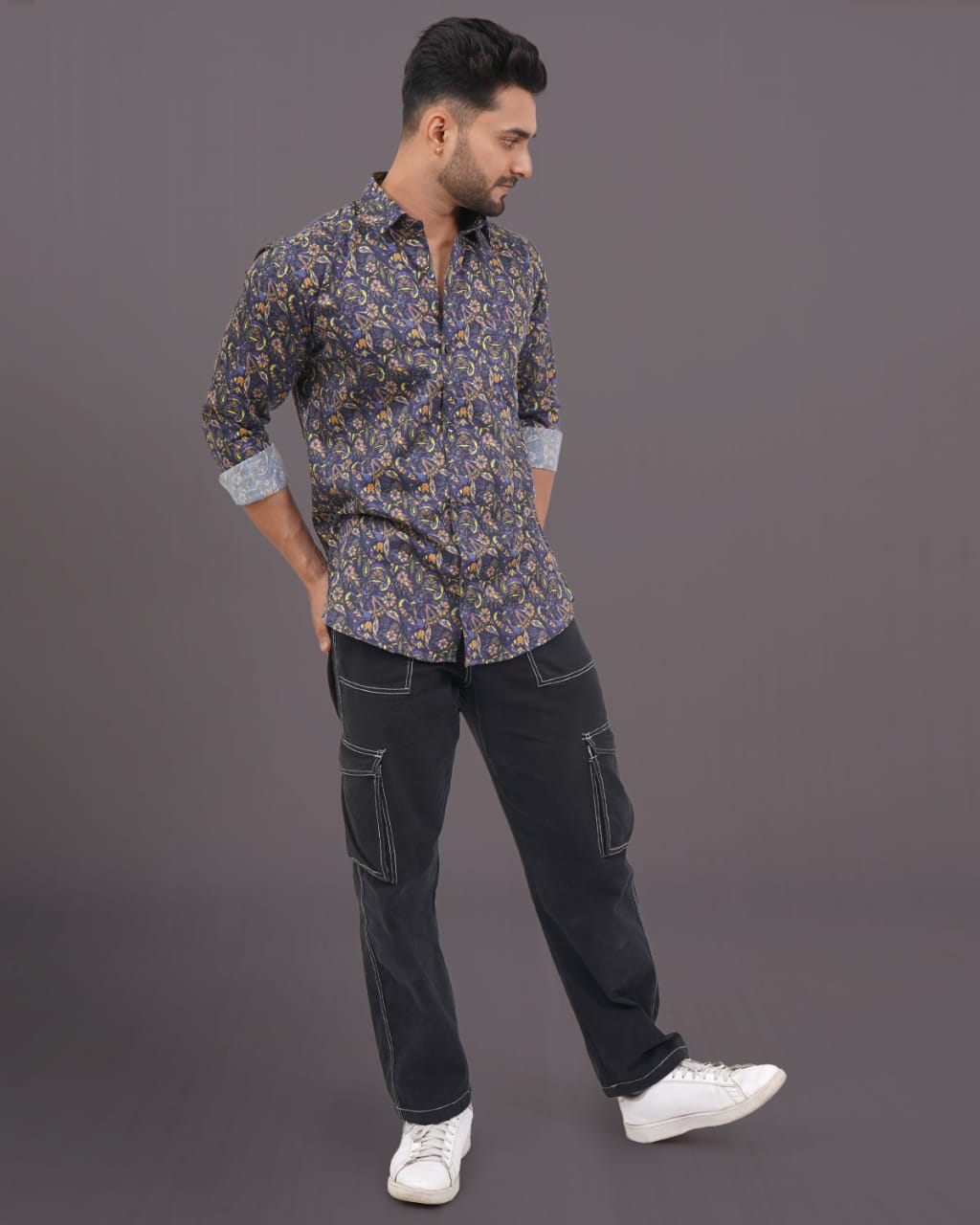 Men blue Floral Slim Fit Digital print 100% cotton party wear Shirt