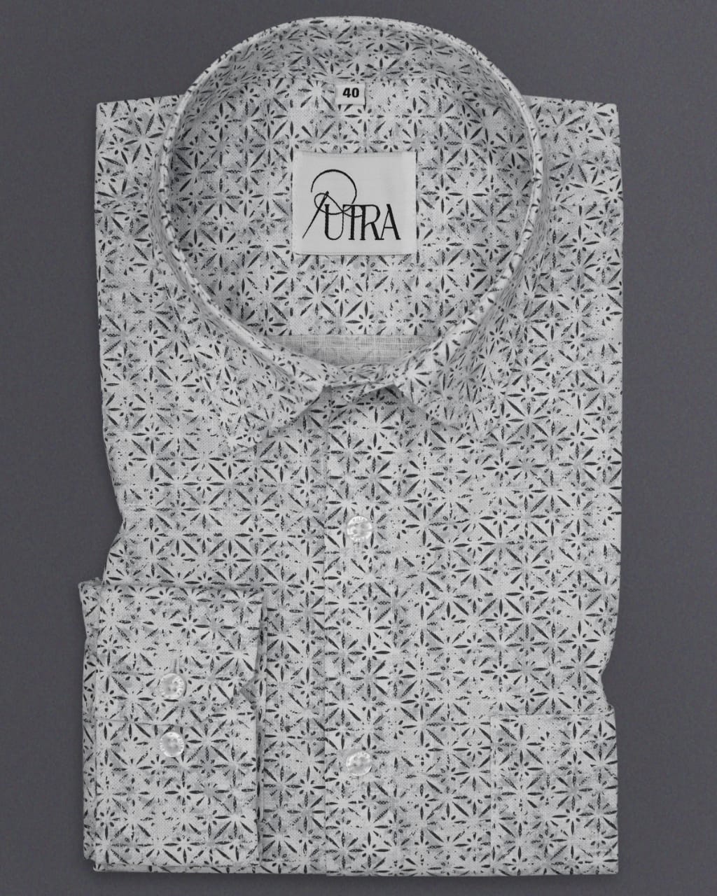 Men&#39;s White and  Grey Geometric Print Slub Shirt