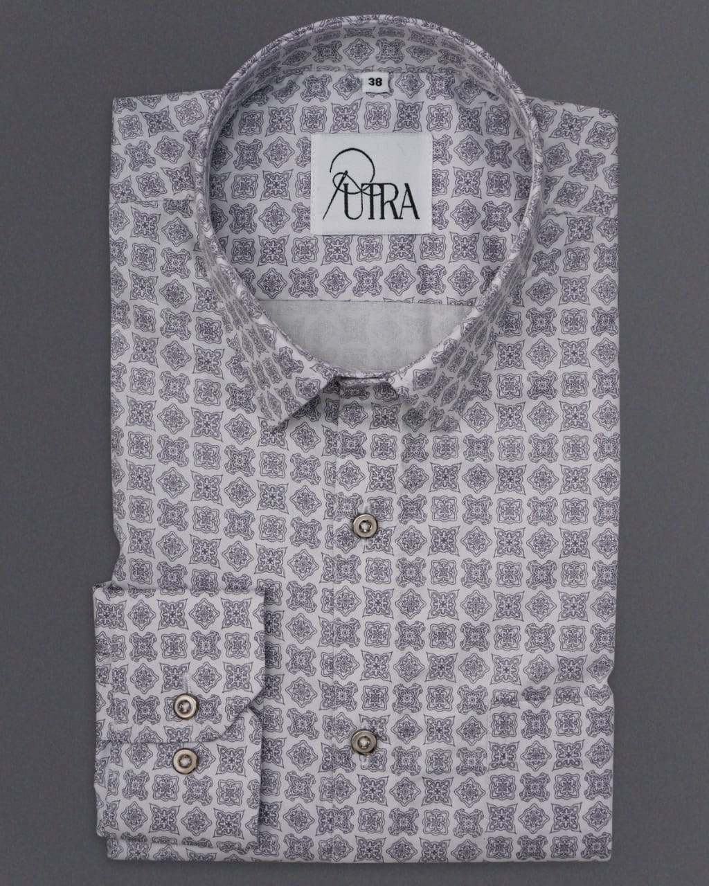 Men&#39;s White and Grey Intricate Tile Print 100% Cotton Shirt