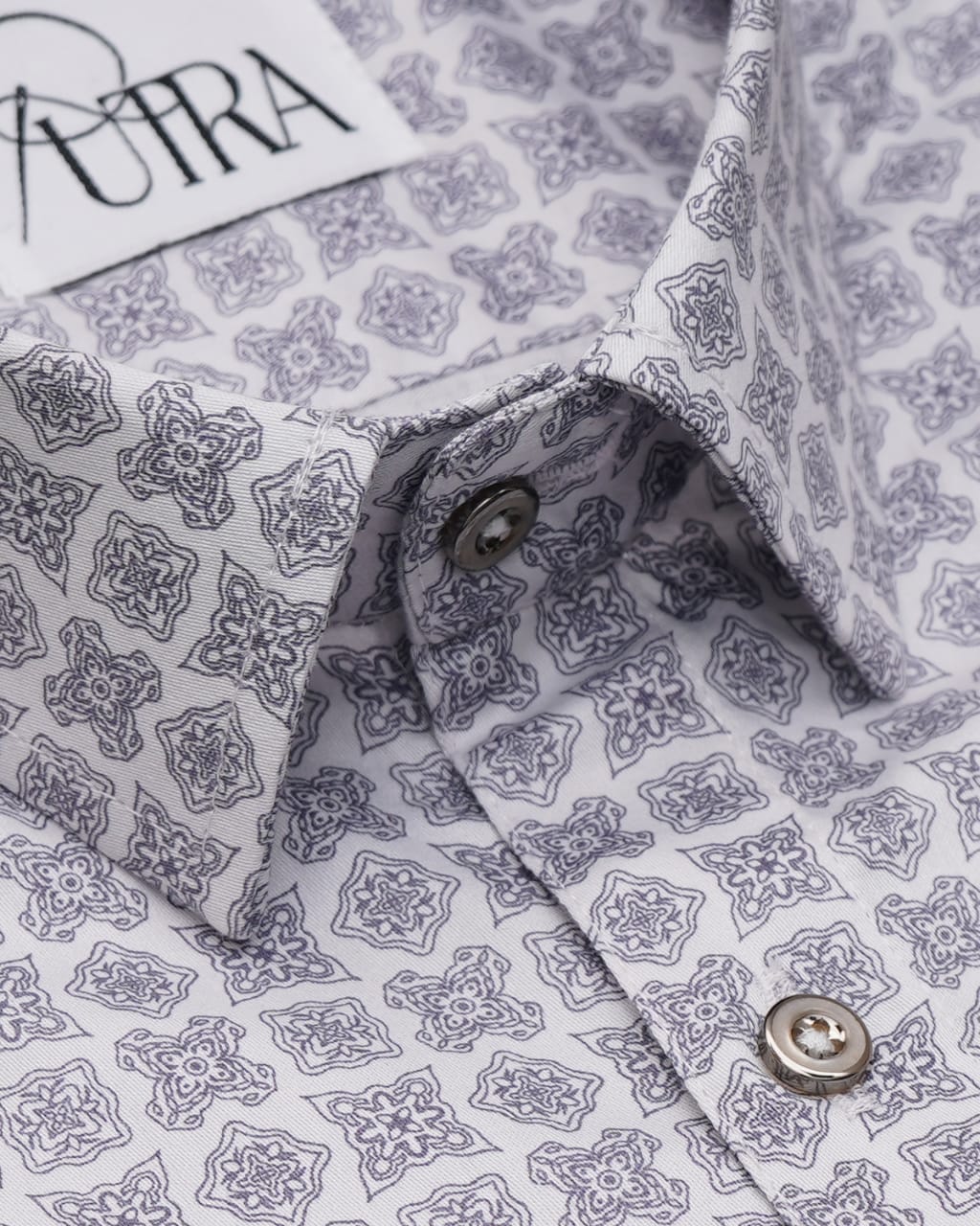 Men&#39;s White and Grey Intricate Tile Print 100% Cotton Shirt