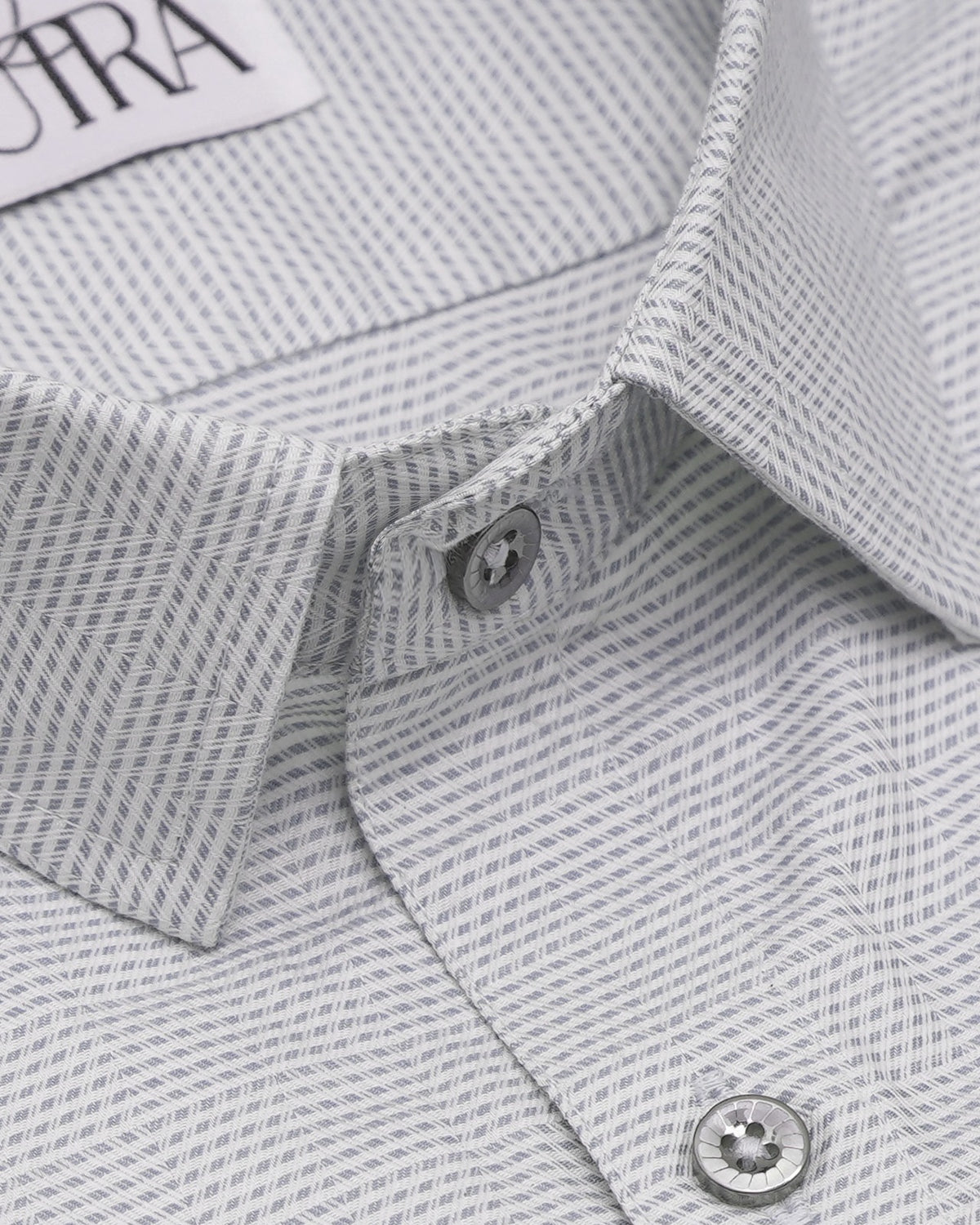 Classic white 100% Cotton Yarn-Dyed Shirt with Subtle Stripes