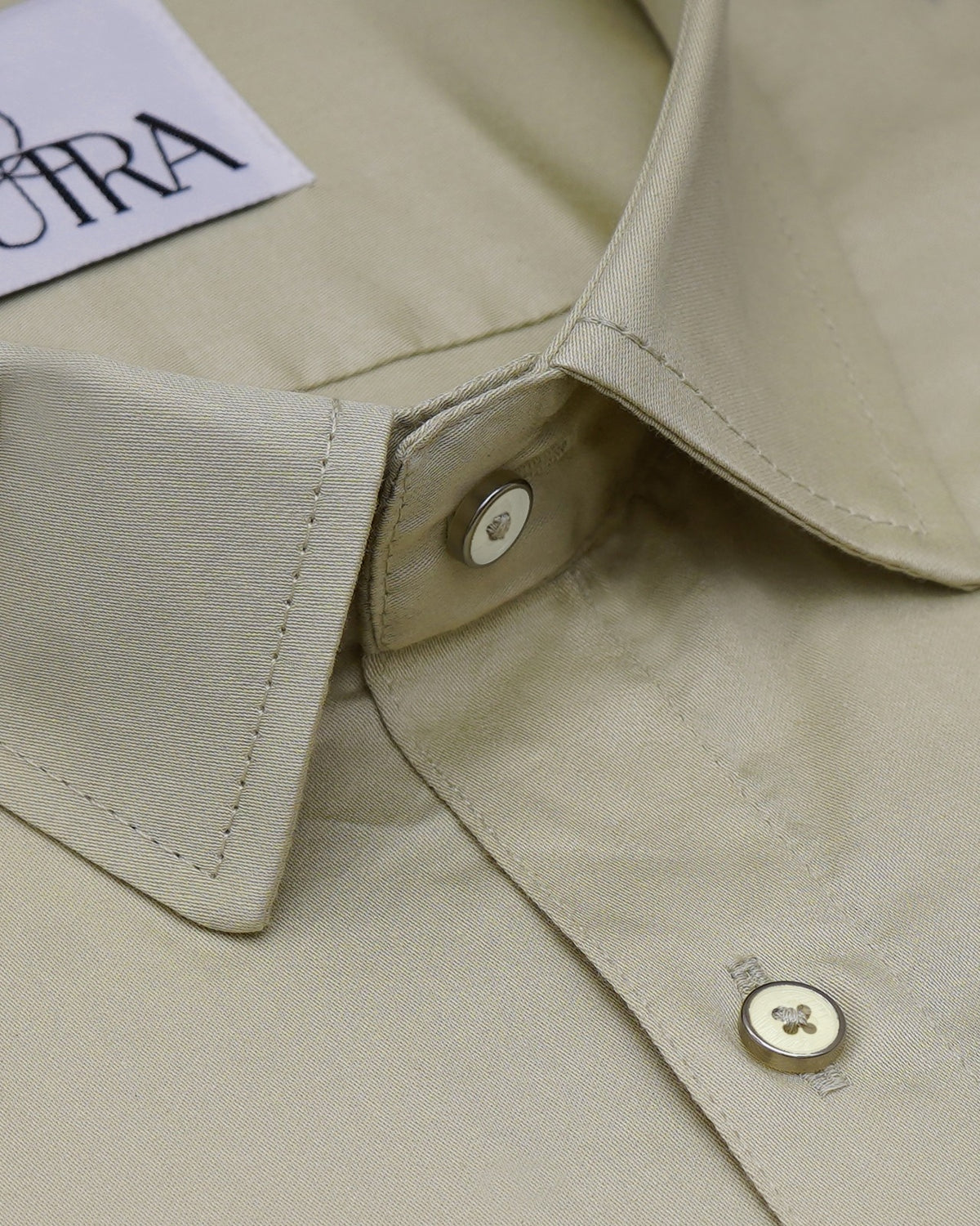 Men&#39;s Classic Beige Elegance  Cotton Satin Shirt